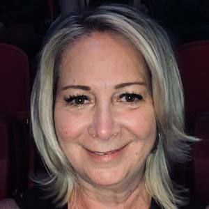 Meet your Posher, Denise